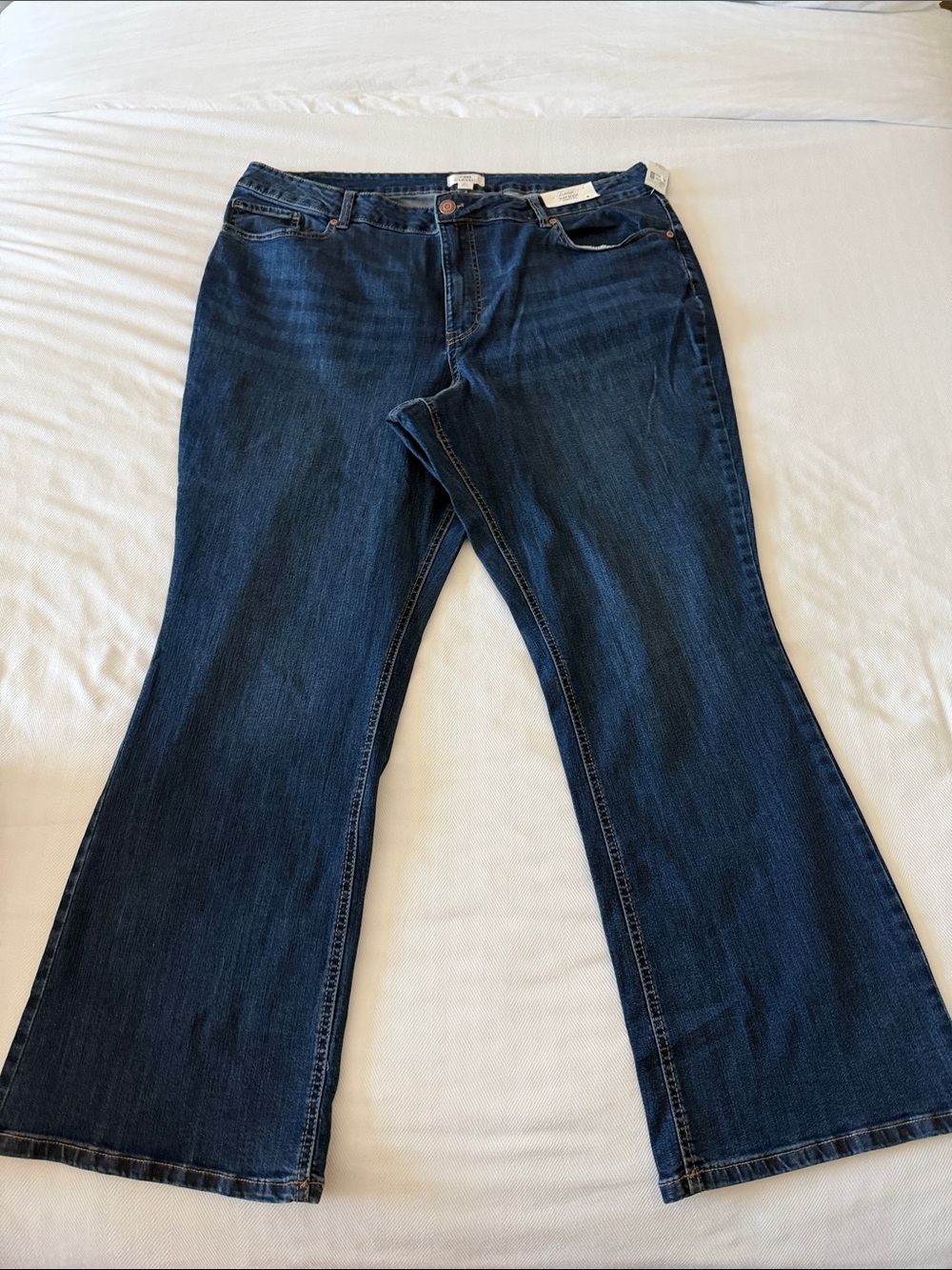 {Plus Size} NWT Maurices Dark Blue Classic Slim Bootcut Jeans